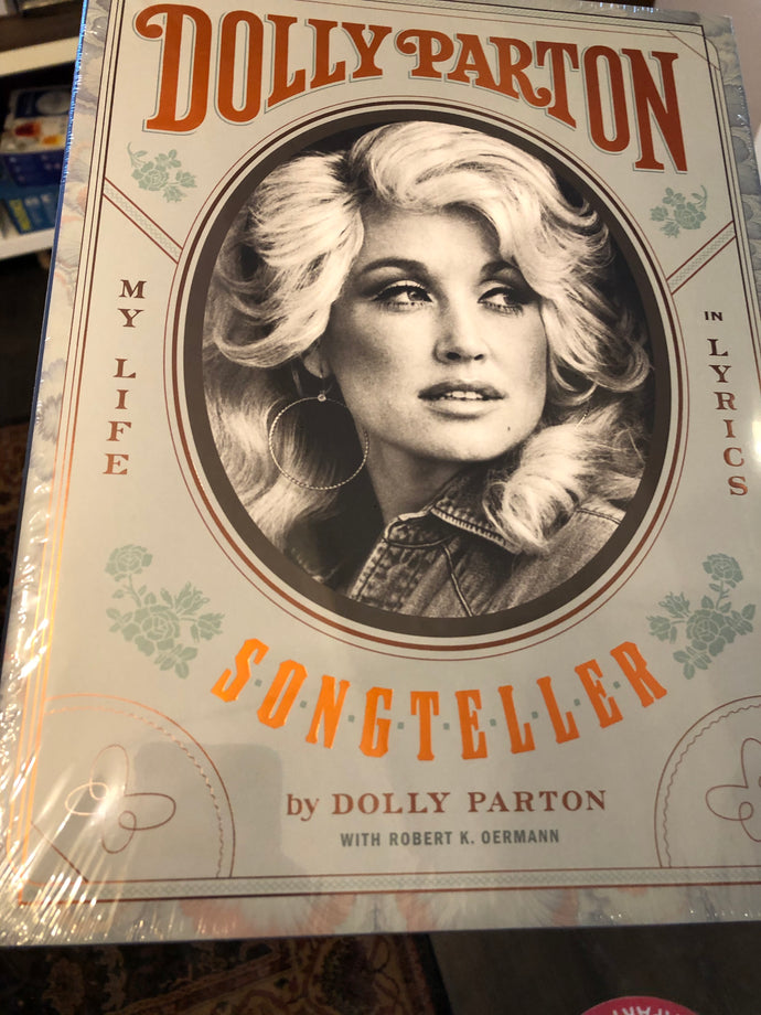 Dolly Parton: Songteller Book